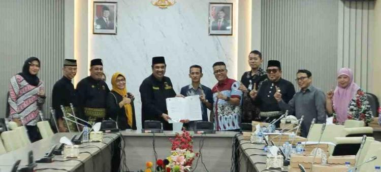 Kawal Adat Istiadat, Payung Hukum LAM Batam Segera Masuk Meja Paripurna