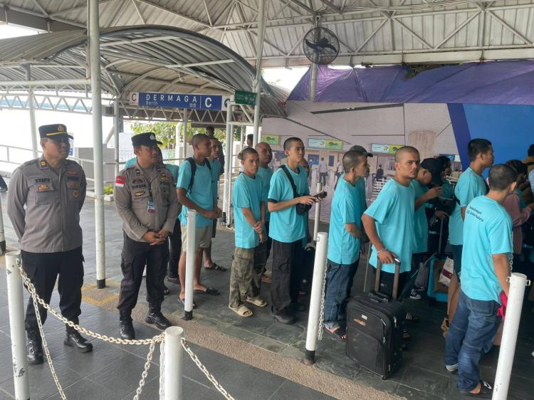 Dipulangkan dari Malaysia, 67 WNI Tiba di Batam, 2 Diantaranya Anak-anak