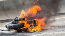 Motor Beat Hangus Terbakar di Samping SPBU Bukit Seraya, Batam