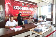 Modus Janji HP dan Uang Jajan, Ayah Bejat di Batam Setubuhi Anak Hampir Setiap Hari - Polda Kepri Ungkap Kasus