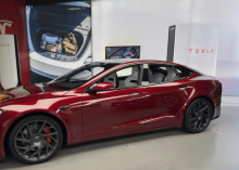 Tesla Akhiri Produksi Model S & X dengan Signature Series Eksklusif
