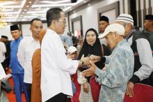Pastikan Masa Tua Bahagia dan Bermartabat, Amsakar Achmad: Lansia di Batam Tak Boleh Merasa Jadi Beban