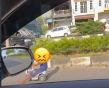 Aksi Balita Bermotor Mainan di Jalan Raya Batam Viral, Soroti Kelalaian Orang Tua