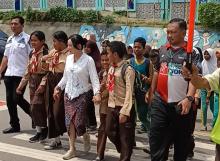 Li Claudia Ingatkan Pengendara Jangan Ngebut di Zona Selamat Sekolah