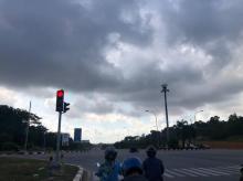 Prakiraan Cuaca Batam, Selasa 28 April: Pagi Gerah Menyengat, Siang Waspada Petir Mengintai