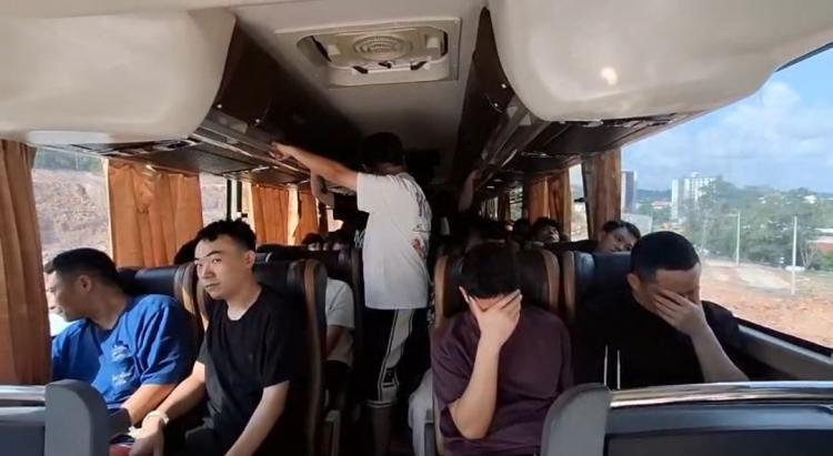 Bos Judol dan Scam Baloi View Apartement Dikawal Petugas Bersenpi