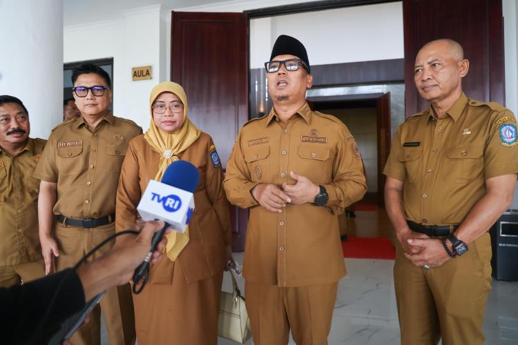 Target 2026: Seluruh OPD di Kepri Harus Raih Predikat Informatif, Ini Arahan Wagub Nyanyang