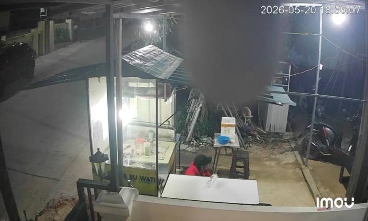 Aksi Maling di Bengkong Nusantara Terekam CCTV, Tabung Gas dan Beras Raib