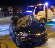 Dua Mobil Terlibat Kecelakaan Hebat di MTC Nongsa Batam, Honda Jazz Terbalik