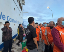 30 Jam Menyeberang Laut, 15 Tahanan Natuna Dikawal Ketat ke Tanjungpinang dan Batam