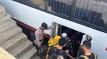 Garansi Aman Libur Panjang, Polsek Daik Lingga Kawal Ketat Arus Penumpang di Sei Tenam