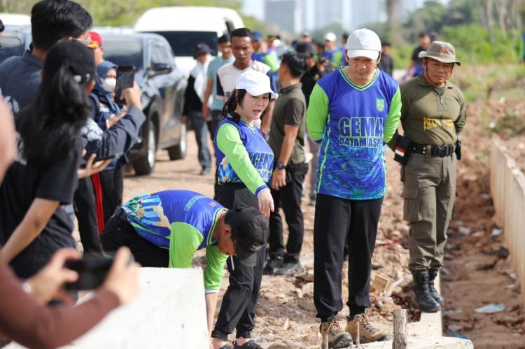Pemko Batam Evaluasi Insiden Kebakaran Saat Gotong Royong di Tanjung Uncang, Ingatkan Larangan Bakar Sampah
