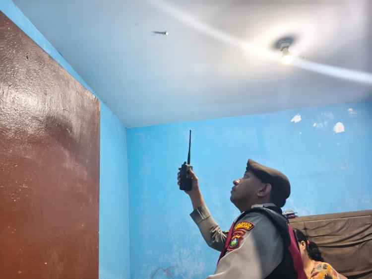 Penampakan Proyektil Peluru Tembus Atap Rumah Warga di Bengkong, Polisi Selidiki Asal-usul