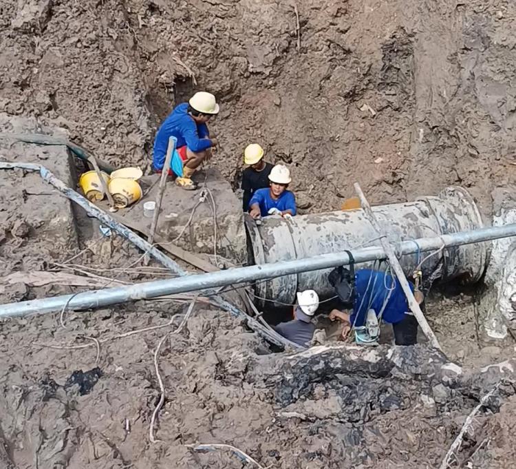 Pipa Distribusi Kembali Bocor, Air Batam Hilir Siapkan Perbaikan dan Imbau Warga Tampung Air