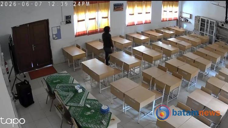 Aksi Pencurian di SMPN 28 Batam Terekam CCTV, Speaker dan Pompa Air Hilang