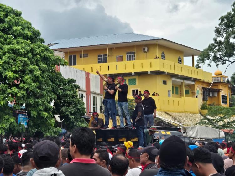 Yusril Menduga Ada Oknum DPRD Kepri Mendalangi Perusakan Kantor LIRA