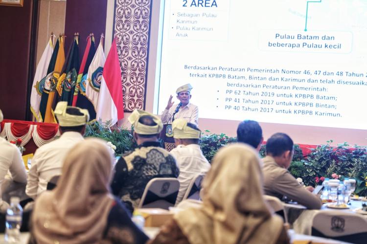 Sah Dilantik! Ansar Ahmad Beri Misi Khusus ke KADIN Kepri: Jangan Elitisme!