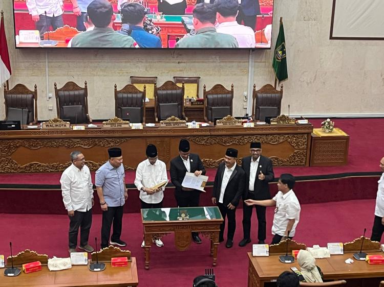 DPRD Batam Sahkan Perda PSU Perumahan, Pengembang Tak Bisa Lagi Tinggalkan Fasum Terbengkalai
