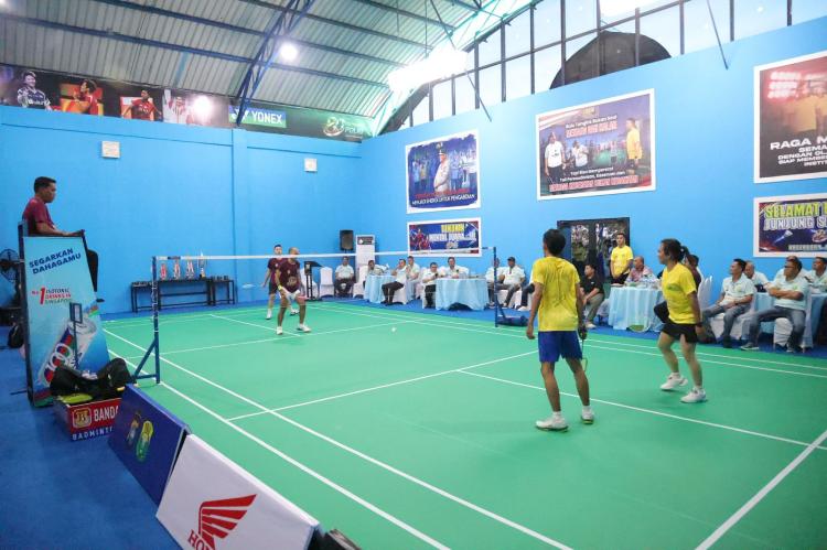 Kapolda Kepri Resmikan GOR Gemilang, Kejuaraan Badminton Kapolda Cup 2026 Resmi Bergulir