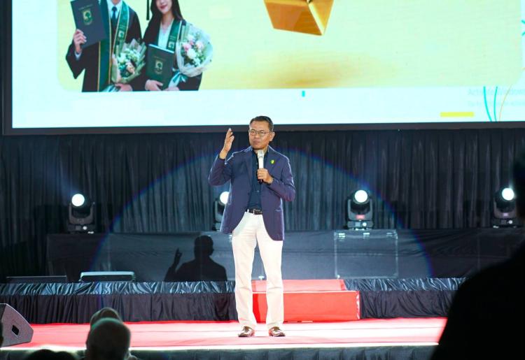 Pegadaian Ajak Generasi Muda Siapkan Masa Depan Finansial Lewat CEO Talks di Universitas Andalas