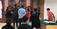 Dua Eks Pekerja First Club Dituntut 7 Tahun Penjara dalam Kasus Ekstasi dan Vape Narkotika