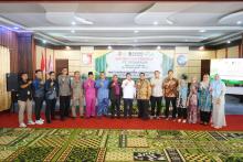 Pegadaian Salurkan Bantuan Sarana Pendidikan ke Universitas Rokania, Hadirkan Kuliah Umum Bersama Anggota DPR RI Komisi VI