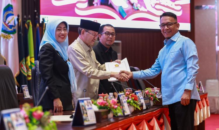 DPRD Kepri Sebut WTP Bukan Segalanya, 7 Fraksi Kritis Soal PAD Tak Tercapai, Belanja Modal 6,24%, dan SiLPA Rp19 M