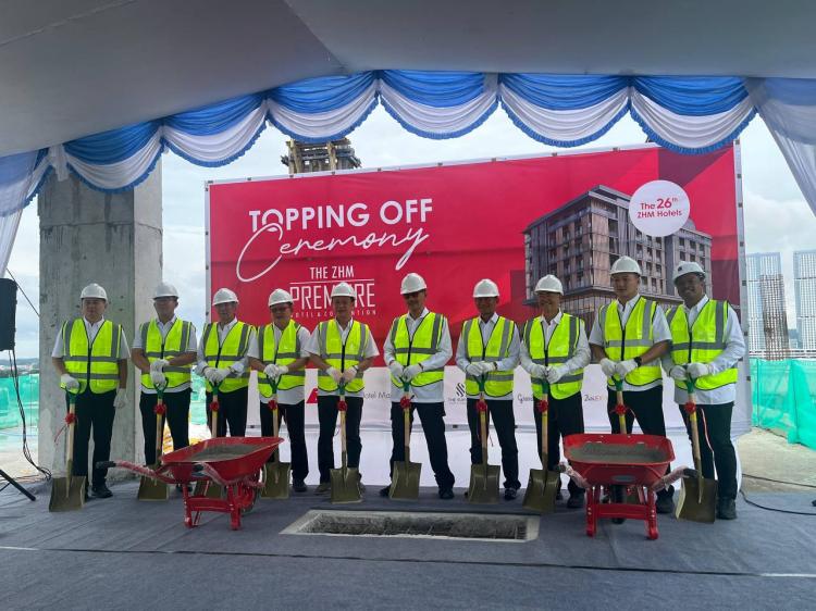 Bakal Punya Kolam Renang Tertinggi se-Batam, The ZHM Premiere Resmi Topping Off