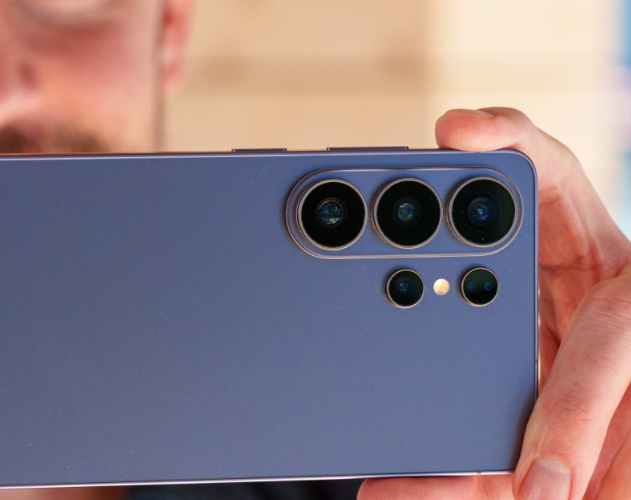 Bocoran Galaxy S27 Pro dan Ultra: Kamera Selfie 16 MP, Telephoto 50 MP, dan Sensor Persegi
