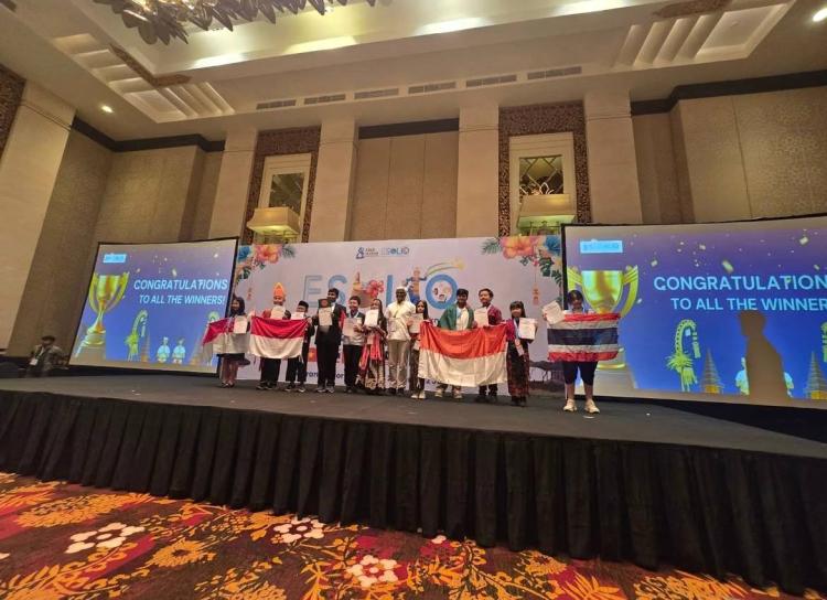 Harumkan Nama Indonesia, Anak Batam Raih Dua Penghargaan di Olimpiade Internasional ESOLIO 2026