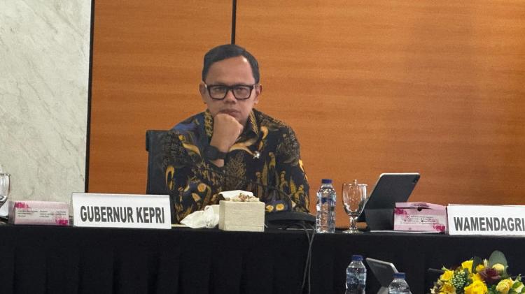 Wamendagri Bima Arya: Konflik Lahan di Batam Besar Akibat Ledakan Penduduk