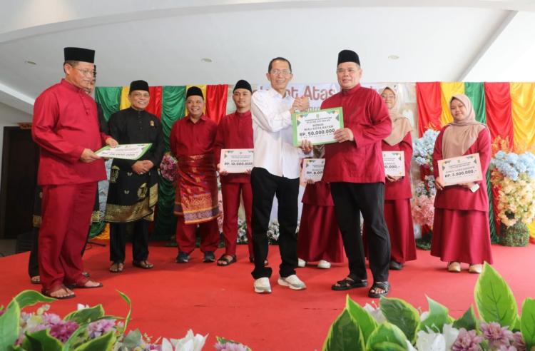 Batam Tiga Kali Berturut-turut Juara Umum MTQ Kepri, Amsakar Siapkan Bonus Puluhan Juta