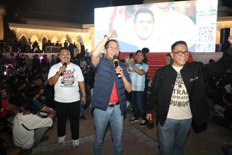 Ribuan Warga Padati Engku Putri, Nobar Final Piala Dunia 2026 di Batam Berlangsung Meriah