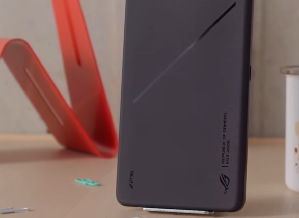 Asus Hentikan ROG Phone 10, Bocoran Spesifikasi Kamera 50 MP dan Snapdragon 8 Elite Gen 5 Muncul