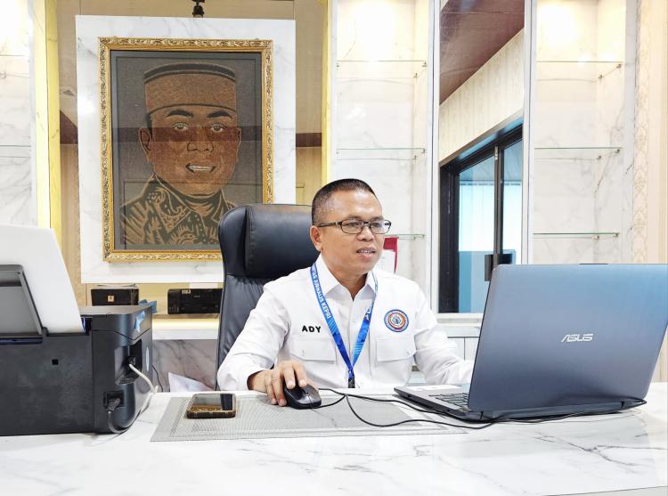 Intimidasi Wartawan Tribun Batam di PN, KJK Desak Hukum Terdakwa Caroline Parewang