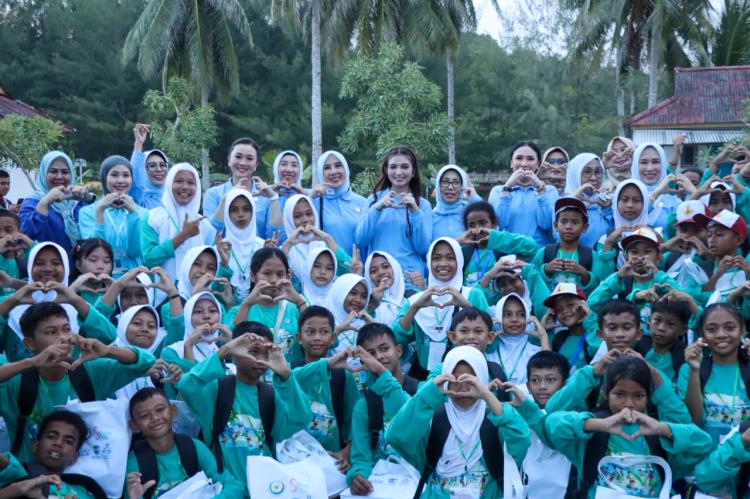 Hari Anak Nasional 2026: Selvi Gibran Ajak Anak Bintan Jaga Laut dengan Transplantasi Karang