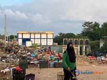 Sampah Pasar Jodoh Dipindah ke Depan Rumah Pompa, Warga Batam Khawatir Picu Pencemaran dan Banjir