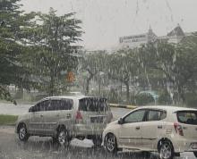 BMKG Hang Nadim Batam Peringatkan Hujan Lebat, Petir, dan Angin Kencang di 5 Wilayah Kepri Besok, Sabtu 25 Juli 2026