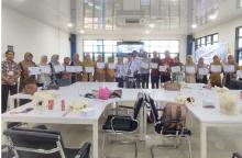 Inovasi Pembelajaran Sains, Tim PKM UMRAH Gelar Pelatihan Eksperimen Fisika Berbasis Sensor bagi Guru SMP di Tanjungpinang