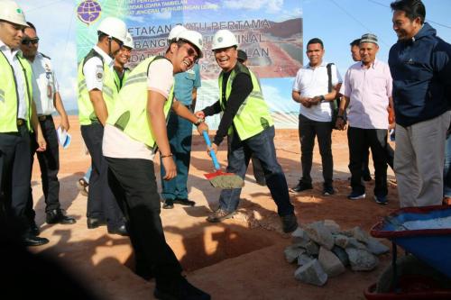 Kunjungan Kerja Bupati Bintan dan Wakil Bupati Bintan di Kecamatan Tambelan, Resmikan Beberapa Proyek Infrastruktur Strategis